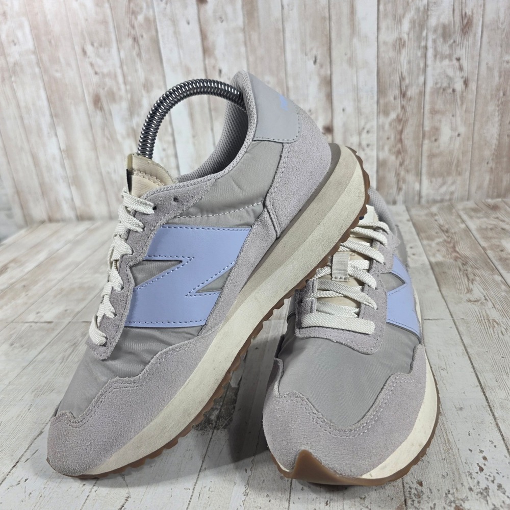 New Balance Women's Gray Sneakers with Light Blue 'N' - Picture 5 of 8